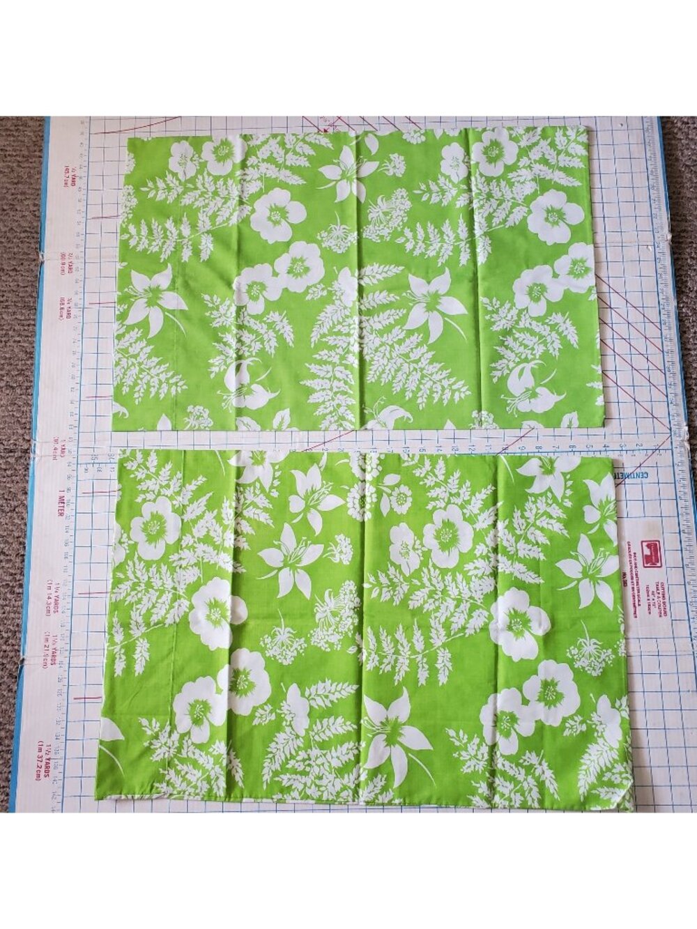 Lady Pepperell Green Standard Pillowcases 60s 70s 30x20 Vintage No-Iron Percale